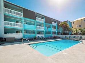 Condo (2 Bedrooms) | Property amenity