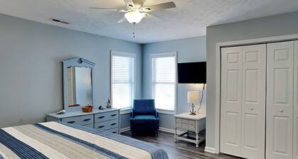 The Twisted Pelican by Topsail Realty