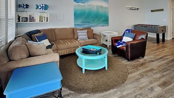 Studio (4 Bedrooms) | Property amenity