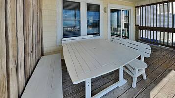 Studio (4 Bedrooms) | Property amenity