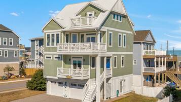 Studio (5 Bedrooms) | Property amenity