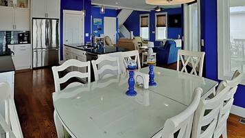 Studio (5 Bedrooms) | Property amenity