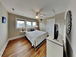 Studio (5 Bedrooms) | Property amenity - Shore Sounds Fun by Topsail Realty (Holly Ridge)