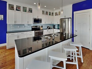 Studio (5 Bedrooms) | Property amenity