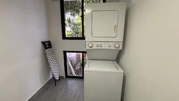 Comfort-Studio, Balkon, Gartenblick | Wäschereiservice
