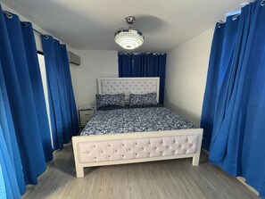 Comfort-Studio, Balkon, Gartenblick | Verdunkelungsvorhänge, Bügeleisen/Bügelbrett, kostenloses WLAN