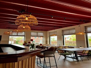 House | Dining