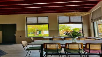 House | Dining