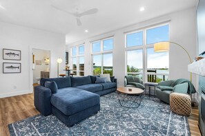 Family House, Bay View | Living room
