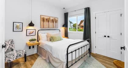 Stonegrove Residence