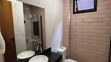 Comfort Room | Bathroom