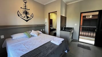 Comfort-Zimmer | Schreibtisch, BĂŒgeleisen/BĂŒgelbrett, kostenloses WLAN, BettwĂ€sche