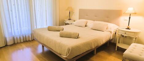 2 habitaciones, tabla de planchar con plancha y wifi gratis