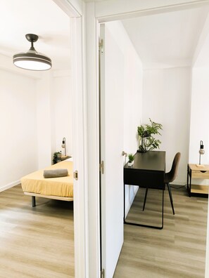 3 chambres, fer et planche à repasser, Wi-Fi gratuit, draps fournis