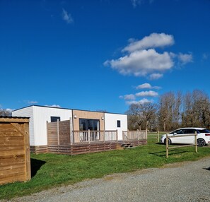 Exterior - Calm and nature 40kms from Mt St Michel Chausey near Granville and beaches (Longueville)