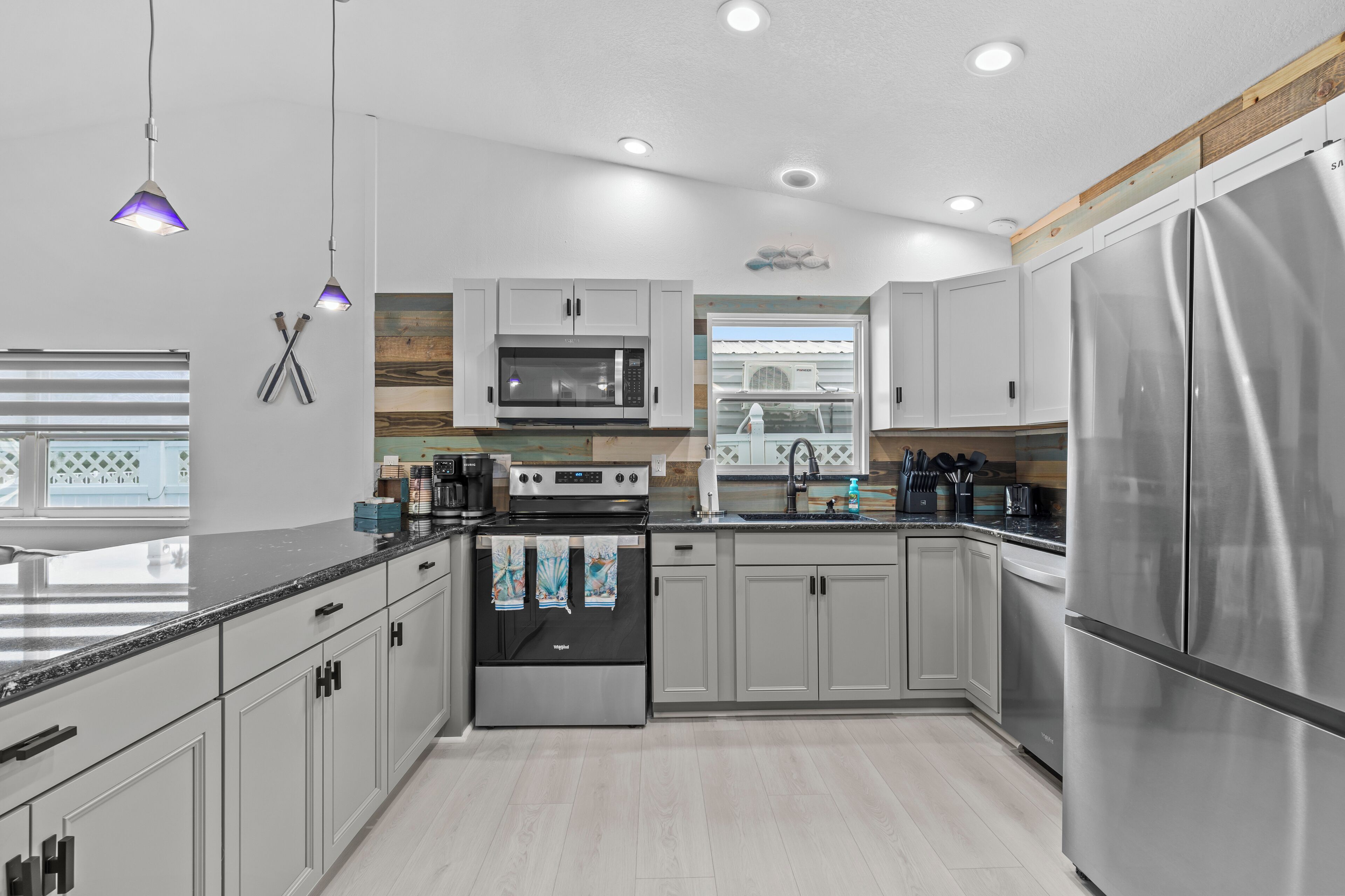 Microwave, oven, stovetop, dishwasher