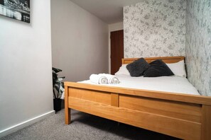 3 Schlafzimmer, Bügeleisen/Bügelbrett, kostenloses WLAN, Bettwäsche