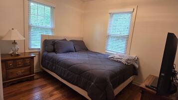 2 soveværelser, pengeskab på værelset, gratis Wi-Fi, sengetøj