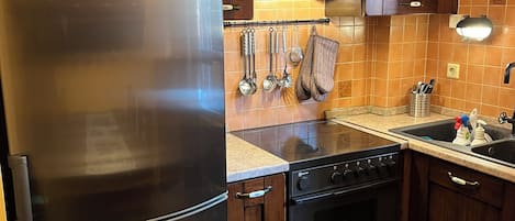 Frigorifero, forno, lavastoviglie, macchina per tè/caffè