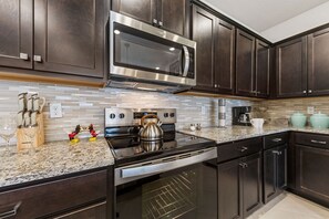 House (5 Bedrooms) | Property amenity