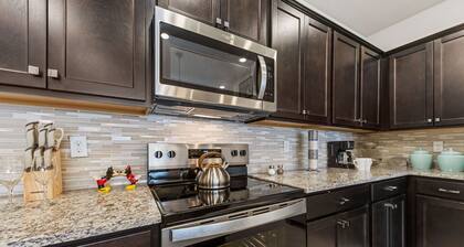 1287 Blue Paradise Way