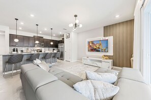 House (5 Bedrooms) | Property amenity