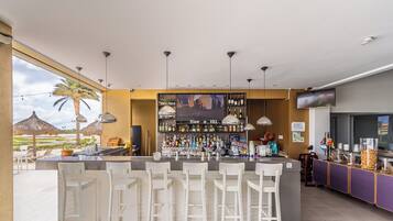 Studio (2 Bedrooms) | Property amenity