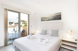 2 chambres, fer et planche à repasser, lit parapluie, Wi-Fi gratuit