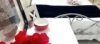 Cozy 1-bedroom apartment with WiFi, AC and mins to Airport
