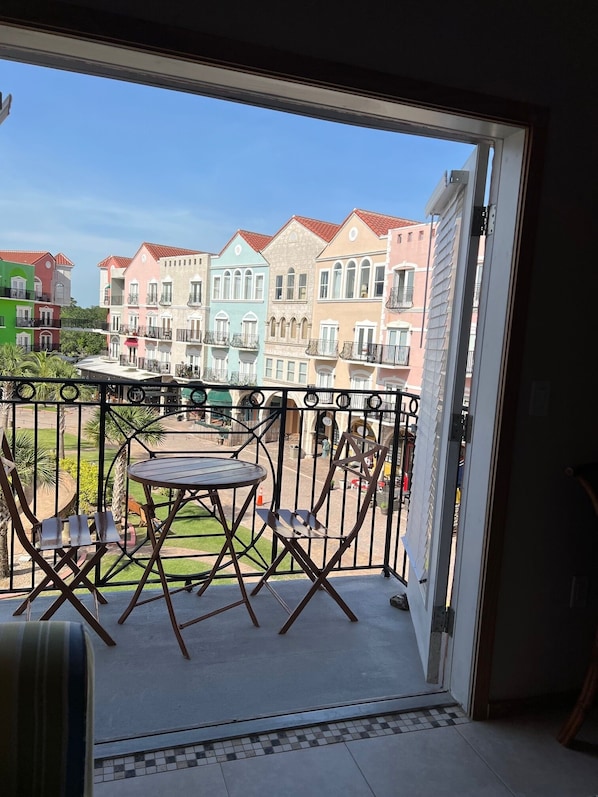 Interior - Charming 1-bedroom condo, 5 min drive to beach in fabulous Palm Coast, Florida (Palm Coast)