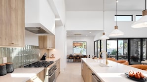 單棟房屋 (5 Bedrooms) | 內部