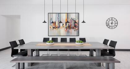 Luxe - Modern Mansion - Private Resort