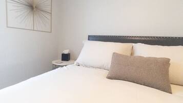 2 chambres, fer et planche Ă repasser, Wi-Fi, draps fournis