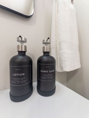 Haartrockner, Handtücher