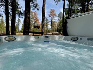 Bain à remous extérieur