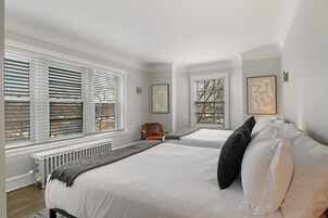 华丽公寓, 2 间卧室 | 办公桌、熨斗/熨衣板、  免费 WiFi