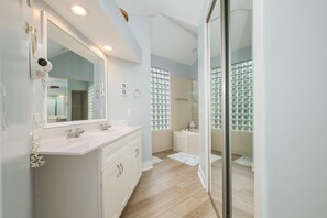Shower, towels