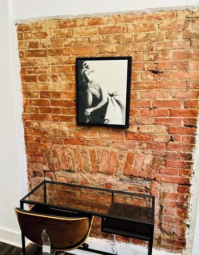 1bedroom apartment over the heart of OTR