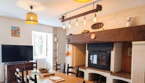 Dining - Le Clo - SAINT MICHEL DE BANNIERES (SAINT MICHEL DE BANNIERES)