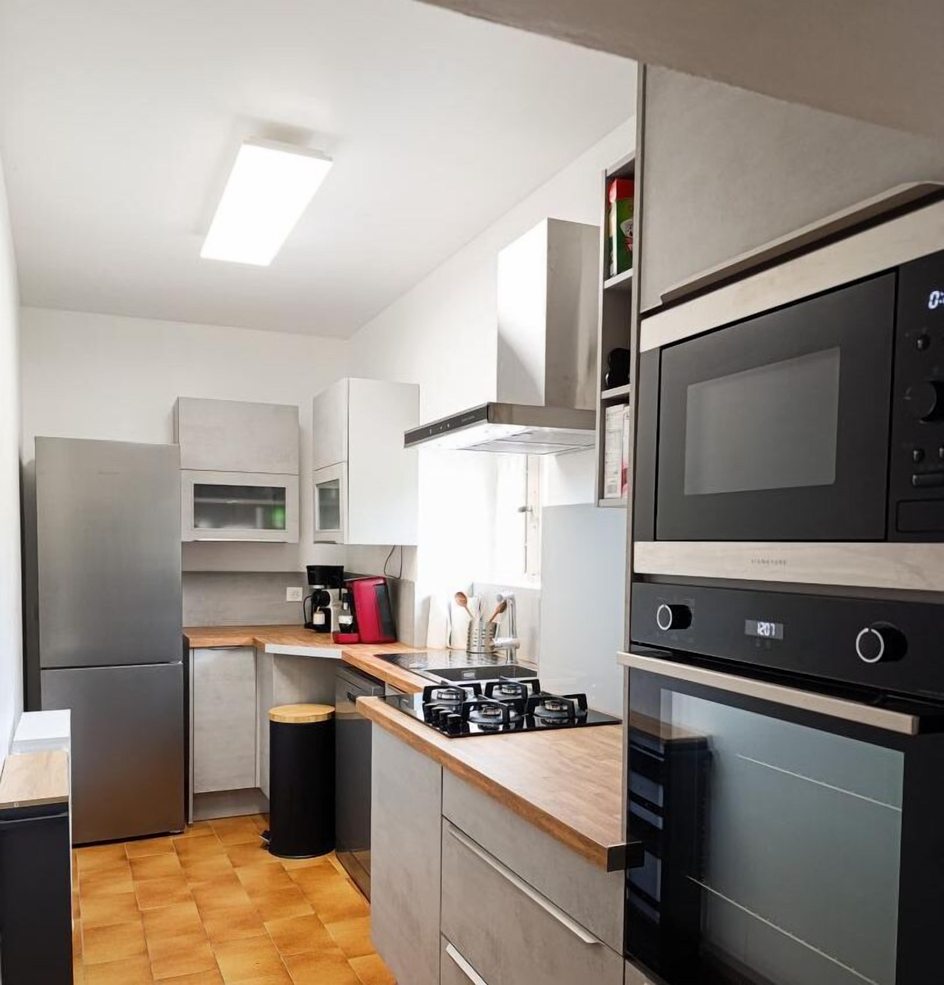 電子レンジ、食器洗い機