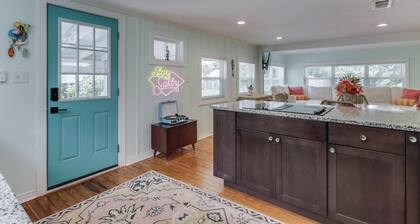 Moments away from the stunning Gulf Coast beaches