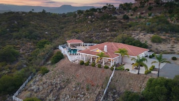 Maison (6 Bedrooms) | Intérieur