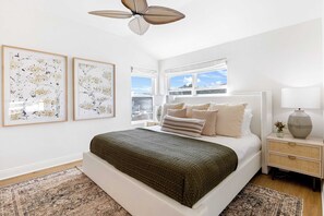 House (6 Bedrooms) | Interior - Pool, Views, Hot Tub, Fire Pit & Arcade Vista Clara by Avantstay (Temecula)