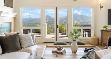 Pool, Views, Hot Tub, Fire Pit & Arcade Vista Clara by Avantstay