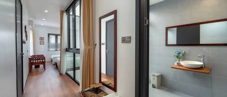 1 chambre, fer et planche à repasser, Wi-Fi, draps fournis