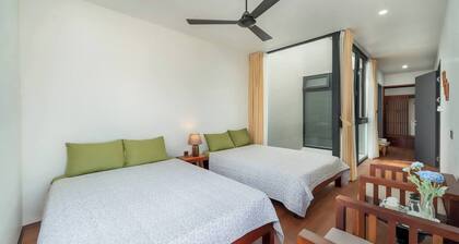 PhĂČng gia ÄĂŹnh cĂł há» bÆĄi vĂ ban cĂŽng