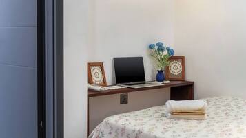 1 bedroom, iron/ironing board, WiFi, bed sheets