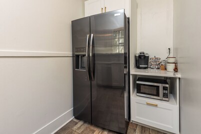 3 Bed, 2 Bath Work Trip or Leisure ~ U of M area