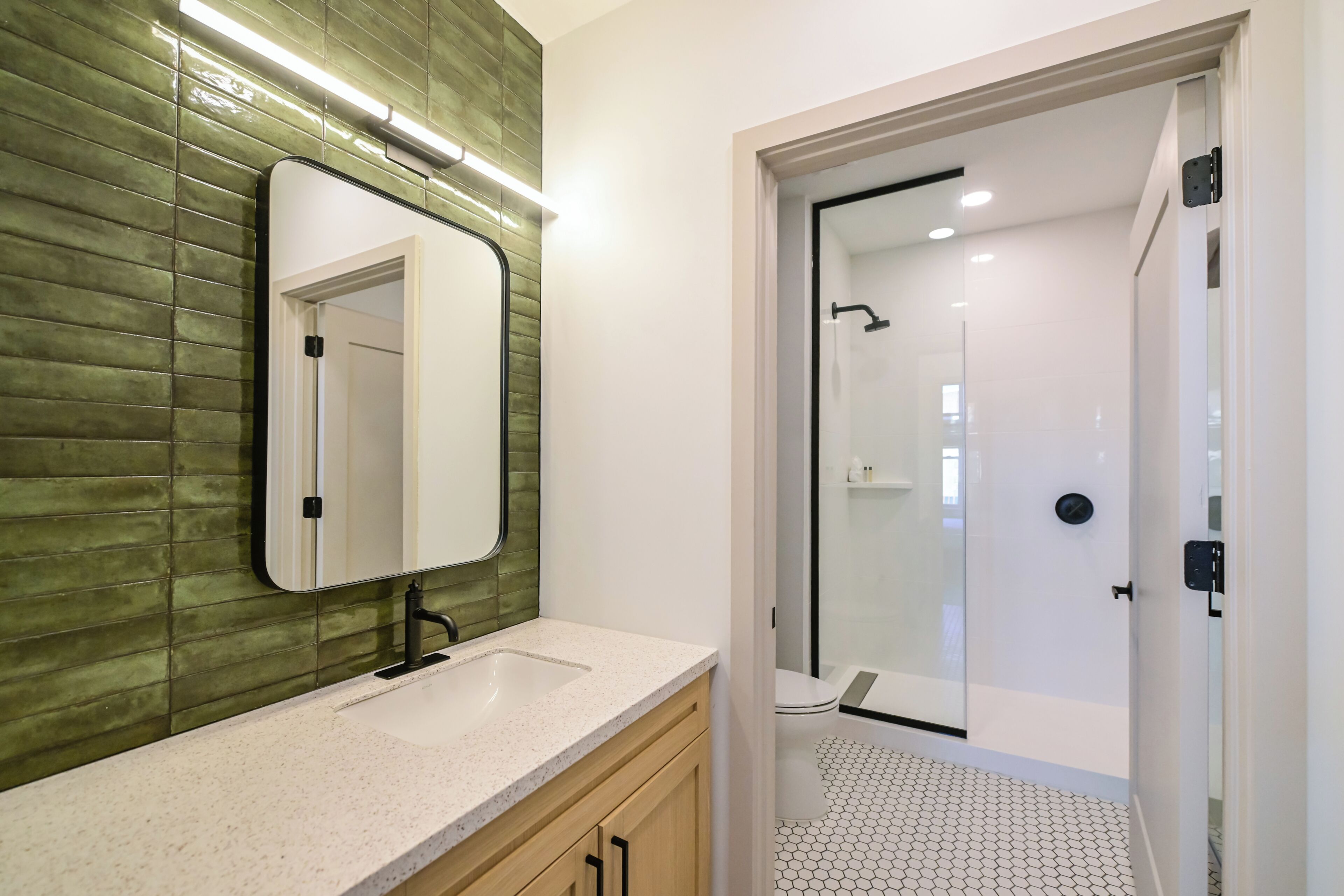 Family Studio (Bunk Bed Studio) | Bathroom | Shower, towels, soap, shampoo