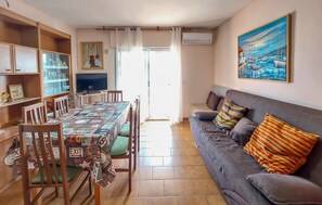 Living area - 1 bedroom lovely apartment in Peñíscola (Peñíscola)